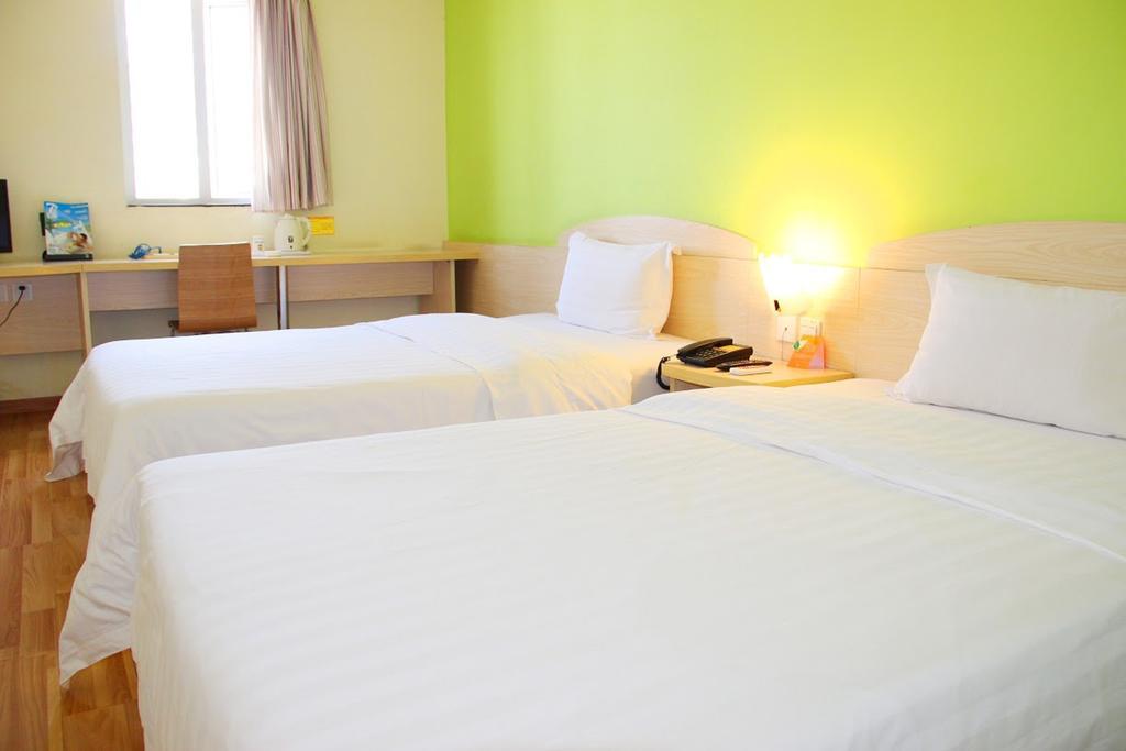 7Days Inn Nanning Min Zu Avenue Exterior foto