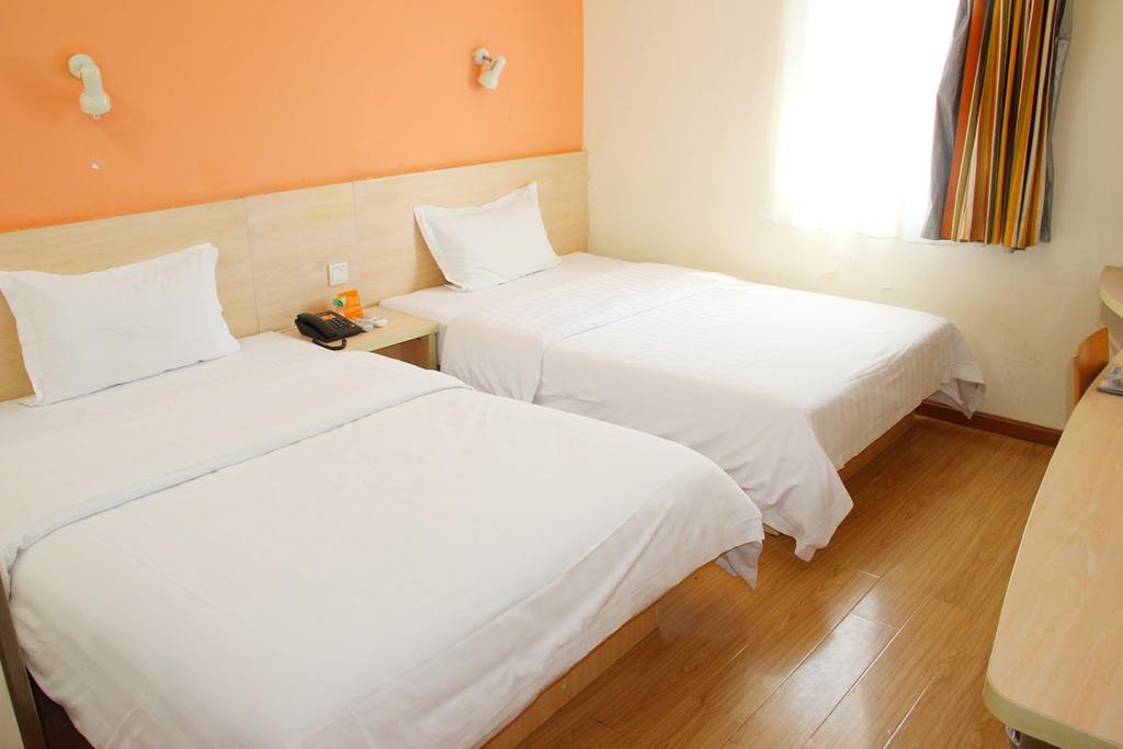 7Days Inn Nanning Min Zu Avenue Exterior foto