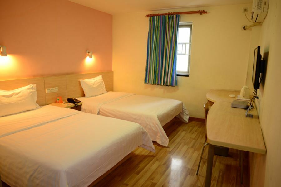 7Days Inn Nanning Min Zu Avenue Exterior foto